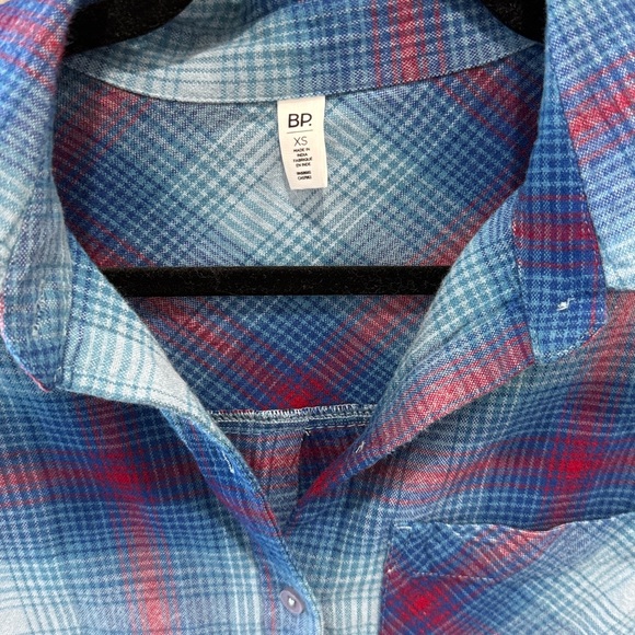 BP Blue and Red Checkered Fabric - Picture 2 of 4